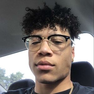 Meet your Posher, Tae